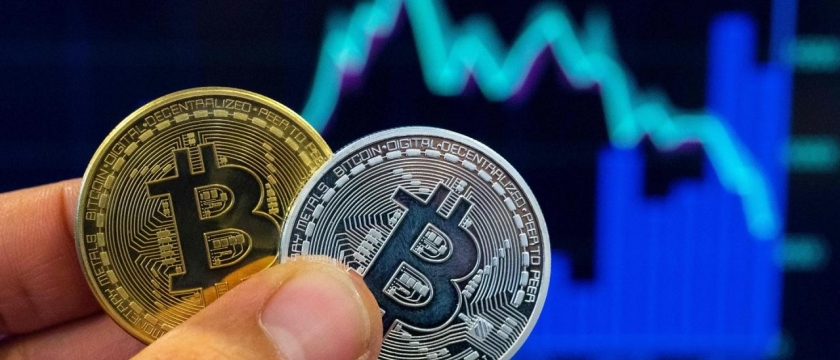 Bitcoin koers ligt op $6.900 en exchangesvoorraad daalt met 10%